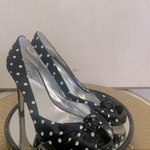 GUESS Black Polka Dot Peek a Boo Heels Size 7.5